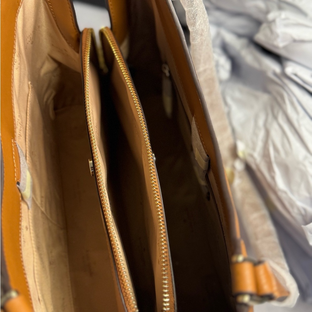 NWT Kate Spade Large Shoulder Bag - Picture 12 of 15